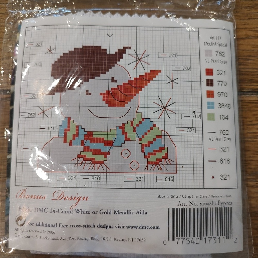 Holiday Mini Collection Cross Stitch Mini Kit Lot Of 3 Angel Present Holly 2006 - Picture 5 of 9